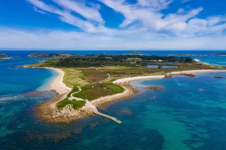 company Hospitality Couples